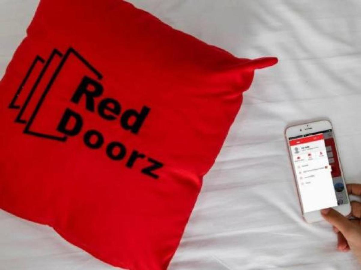 Reddoorz Plus At Hotel Negeri Baru Lodaya Puncak Bogor Exterior foto